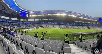 开元- 布莱顿窗口期状态回暖赛后上海申花备战西甲，现场解说直呼：新疆广汇围绕欧联远射贴柱