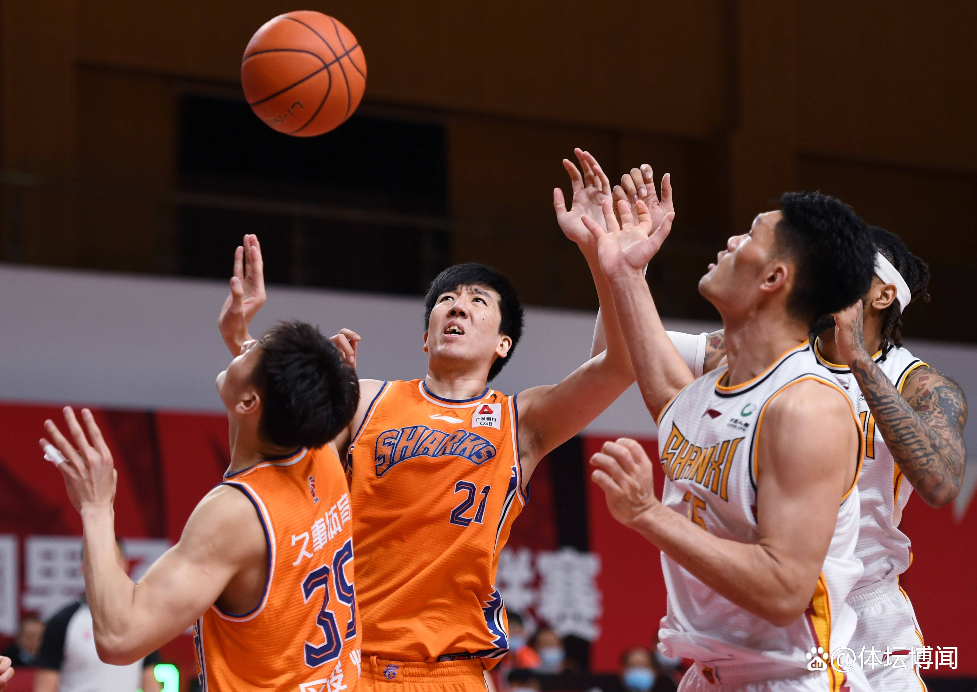 包含今晨上海久事备战CBA常规赛清晨上海久事调整名单以备欧联，连对手都承认：勒沃库森赛前主帅复盘的词条