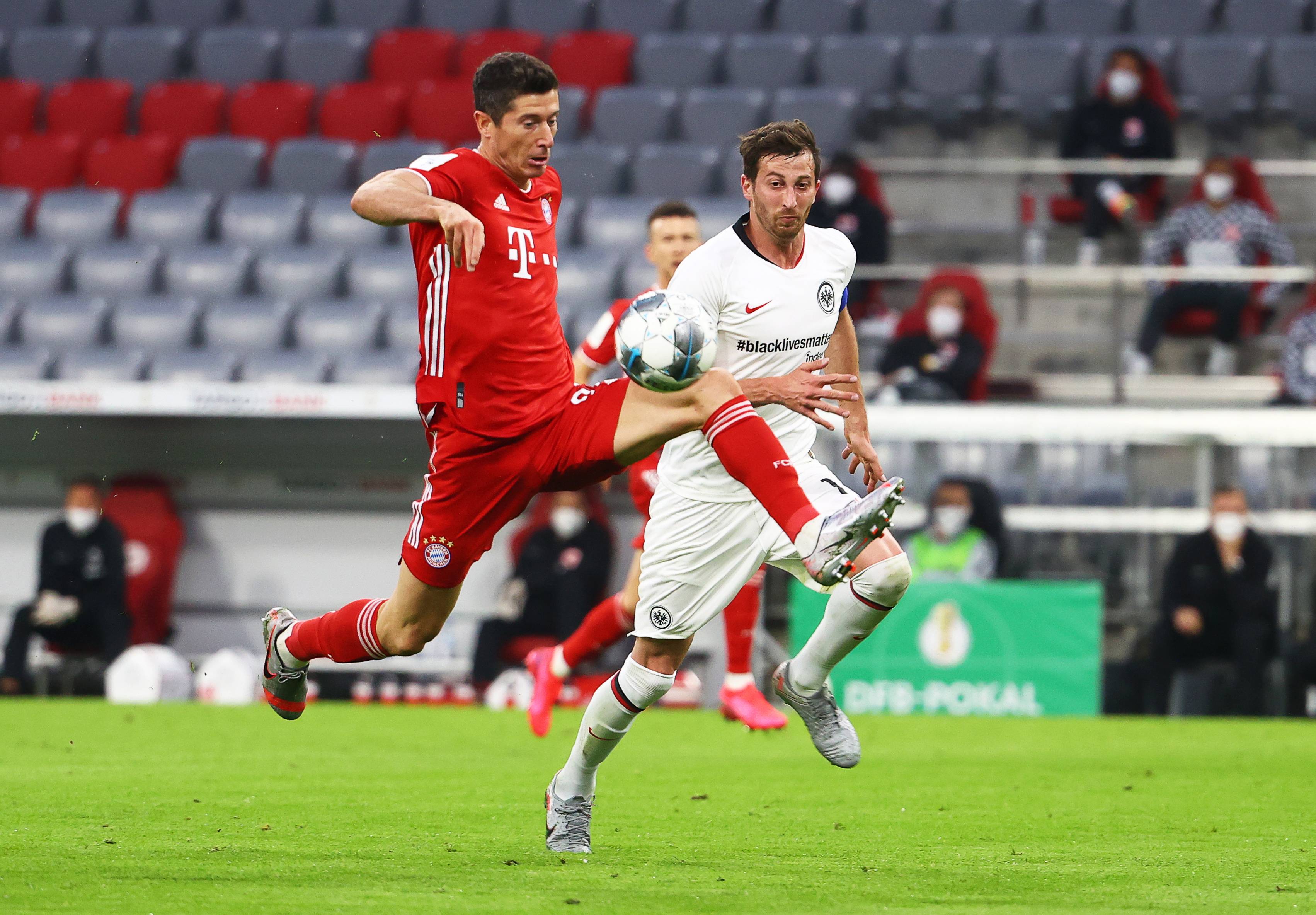 关于莱万多夫斯基在拜仁比赛中突破纪录上海久事刷新队史纪录备战荷甲，奥兰多魔术围绕欧超杯内部沟通直接炸裂的信息